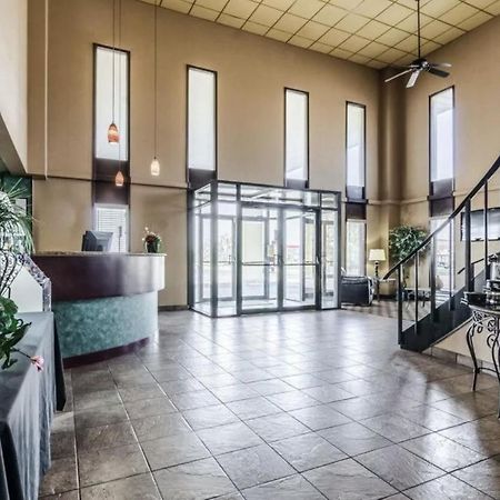 Hutchi Bell Otel South Hutchinson Dış mekan fotoğraf
